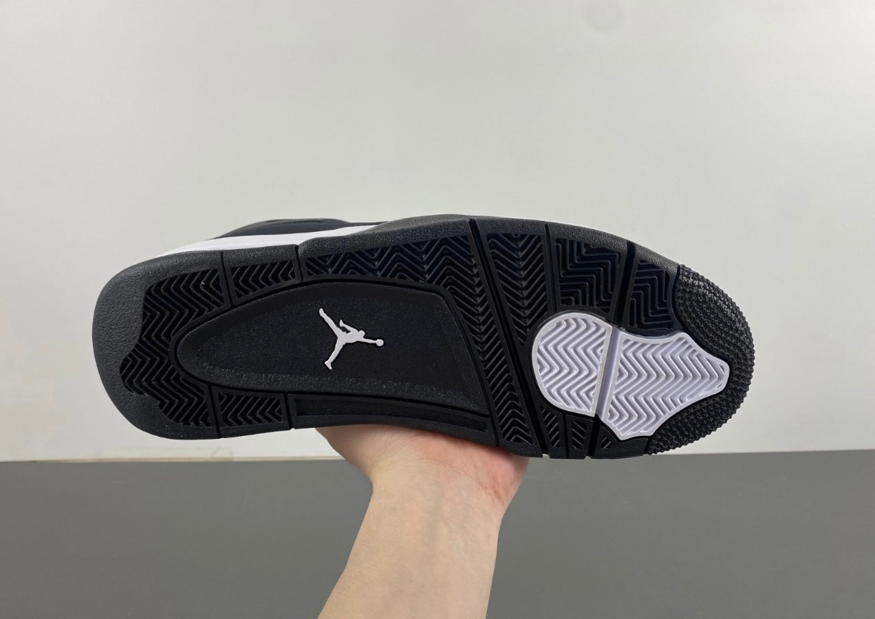 AJ 4 "White Thunder"