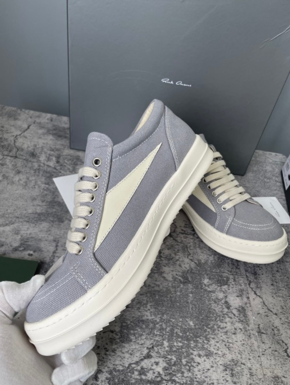 RO Low Grey