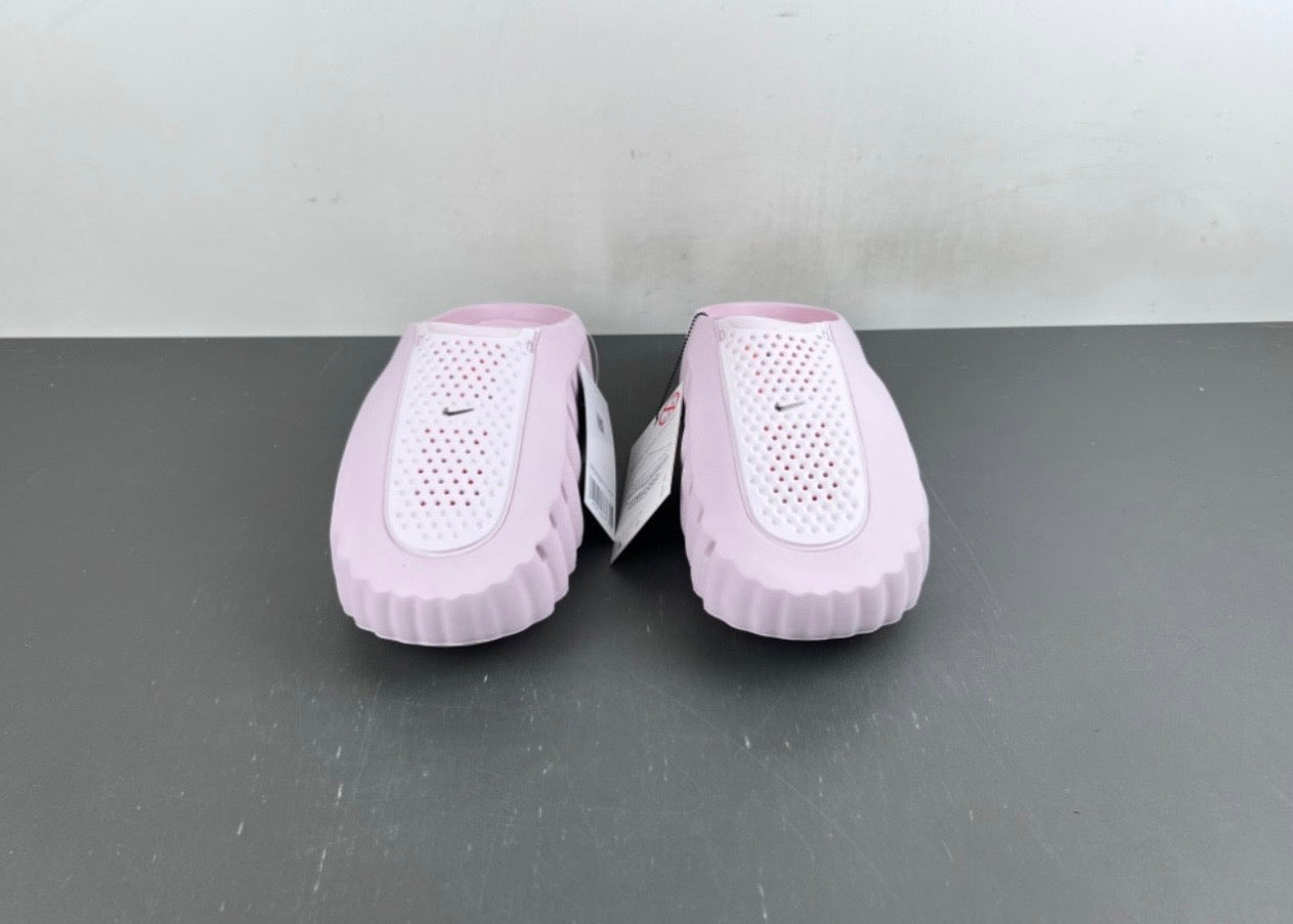 NKE MND "Pearl Pink"
