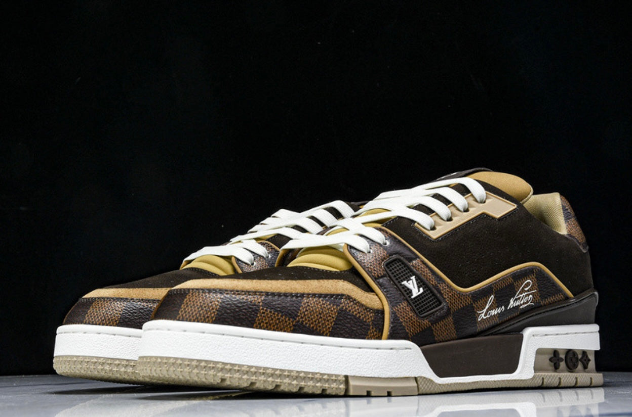 LOU V Trainer