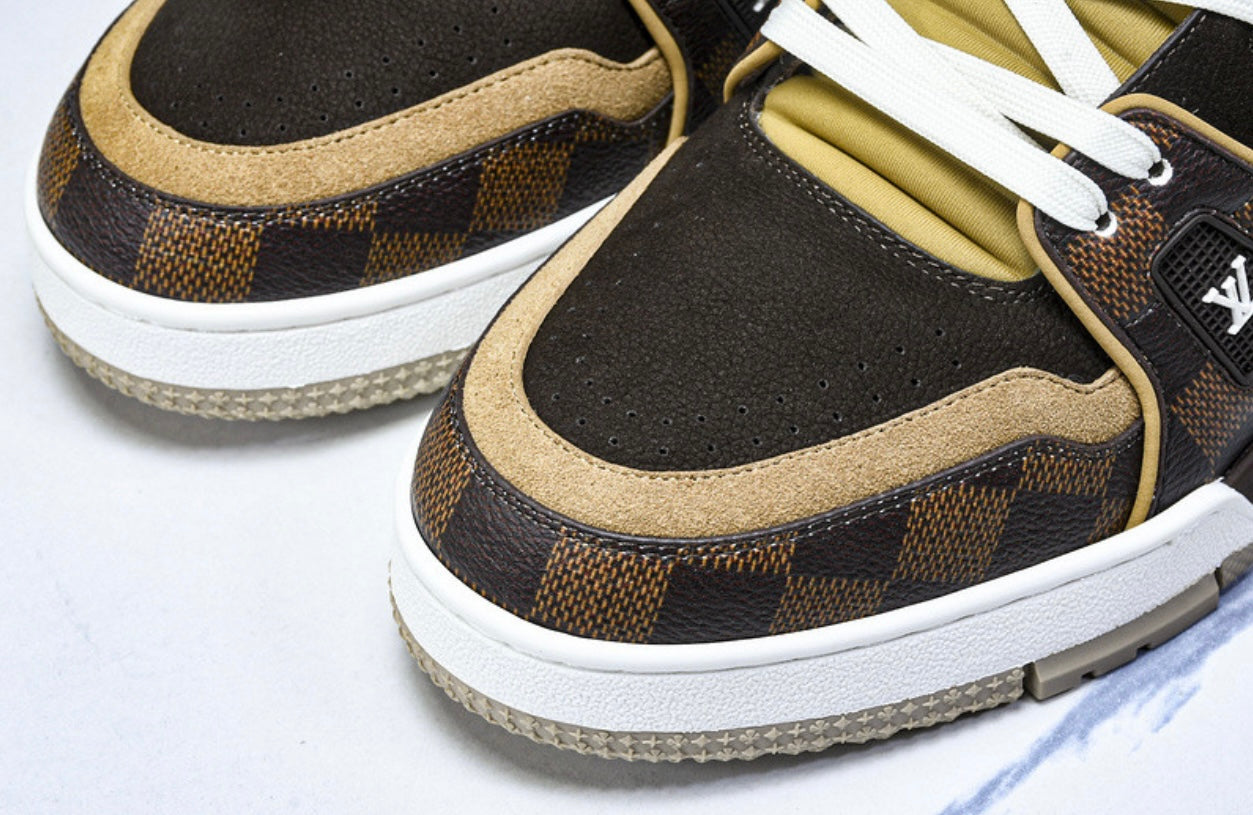 LOU V Trainer