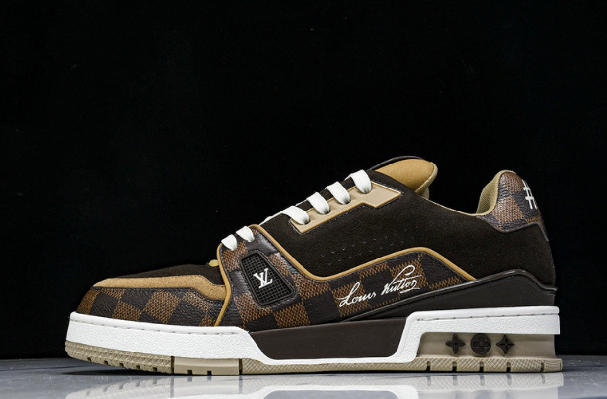 LOU V Trainer