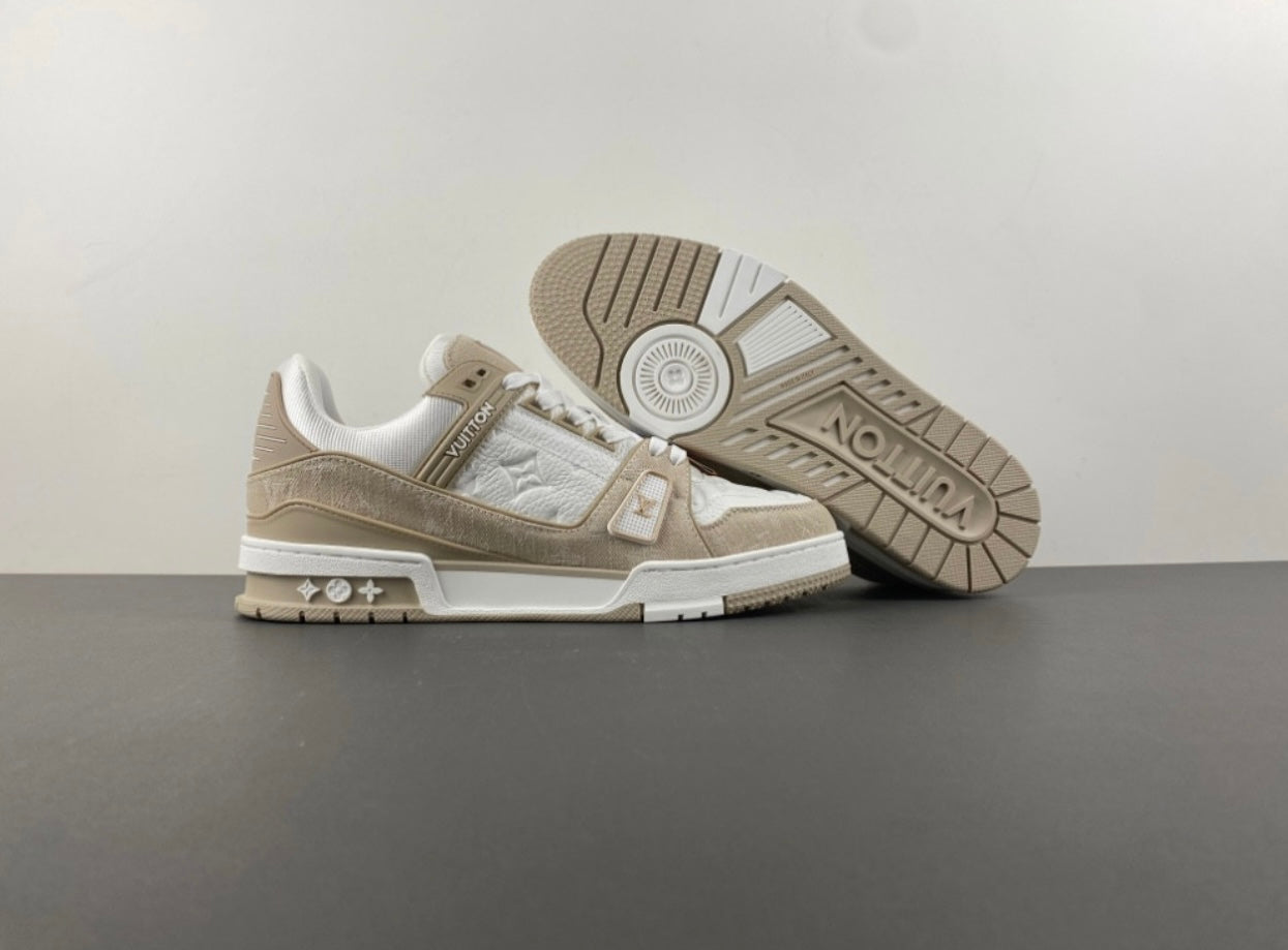 LOU V Trainer