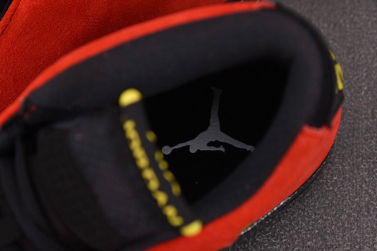 AJ 14 "Ferrari"
