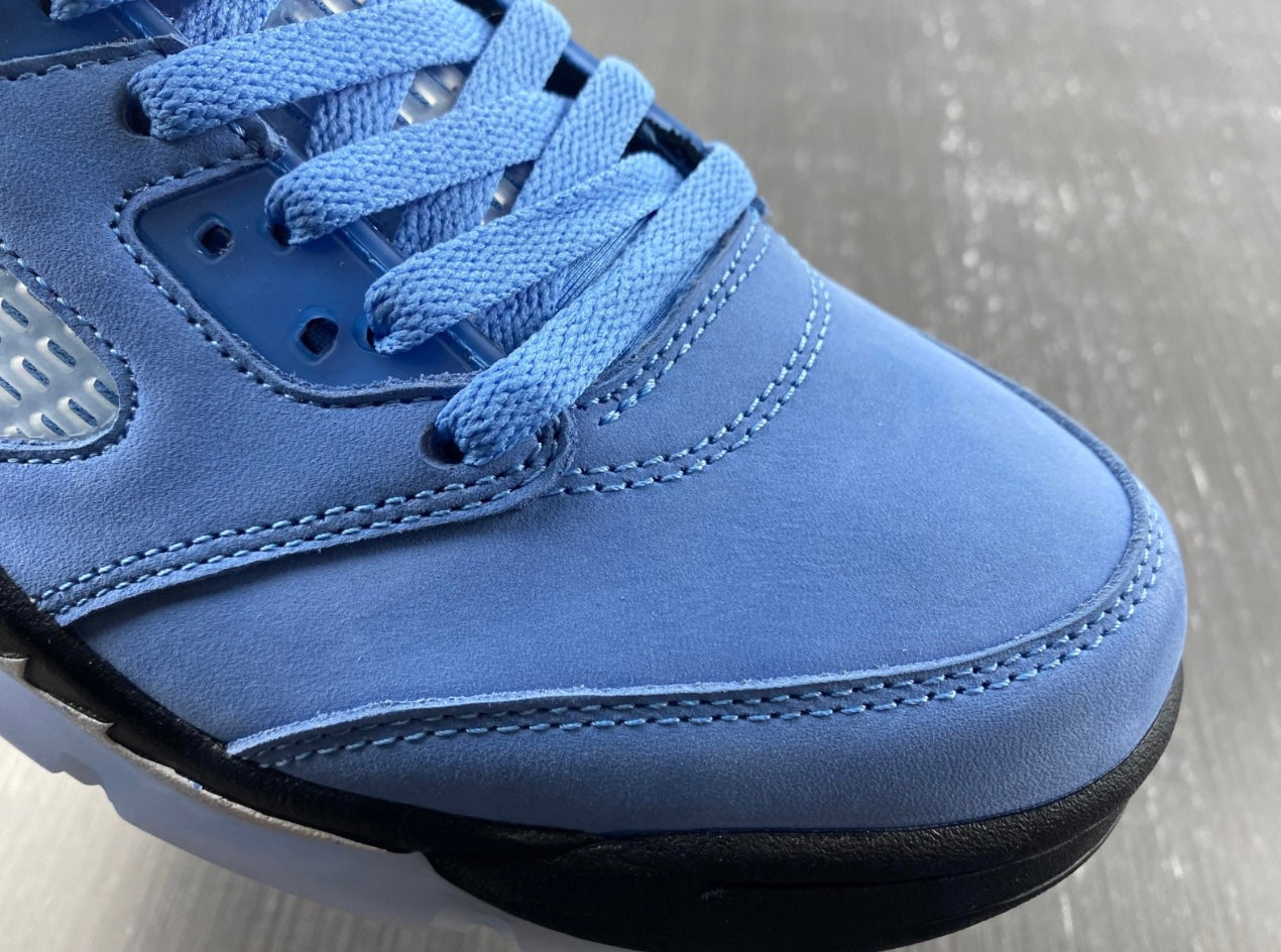 AJ 5 "UNC"