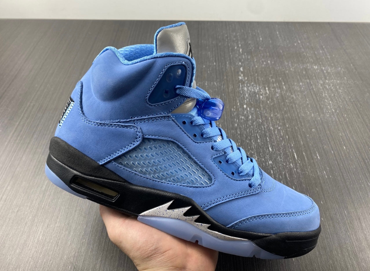 AJ 5 "UNC"
