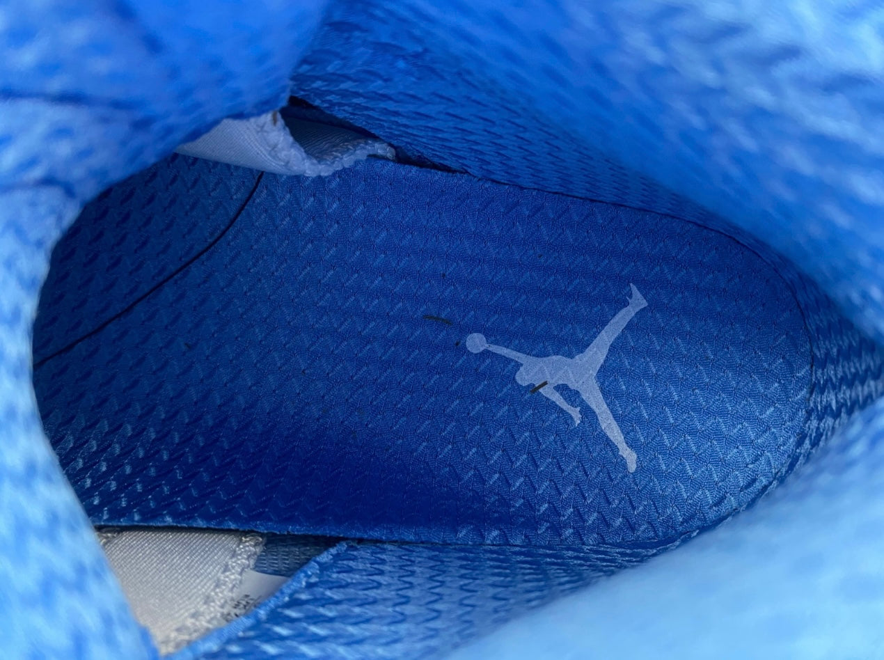 AJ 5 "UNC"
