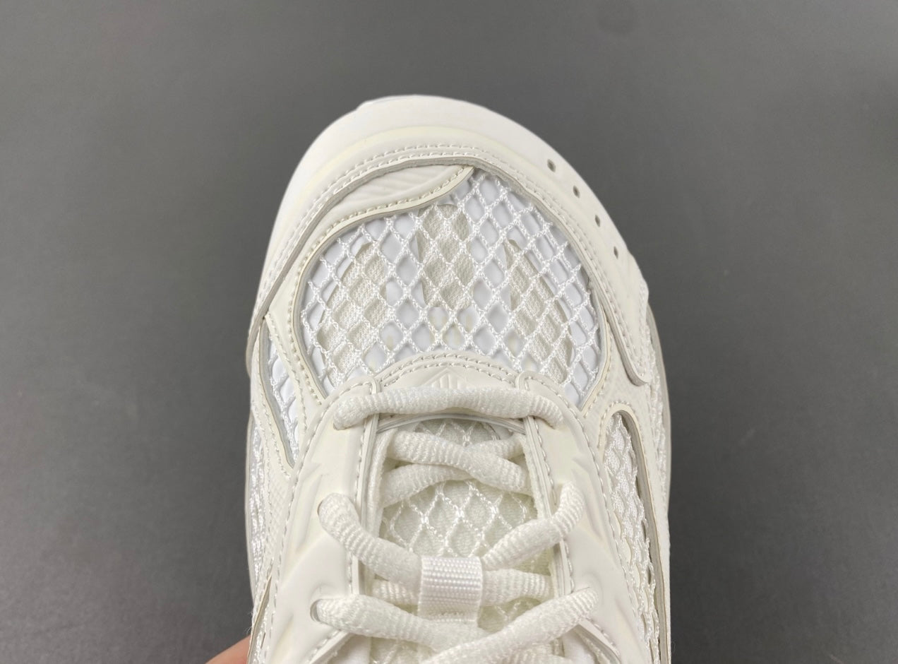BTGA White