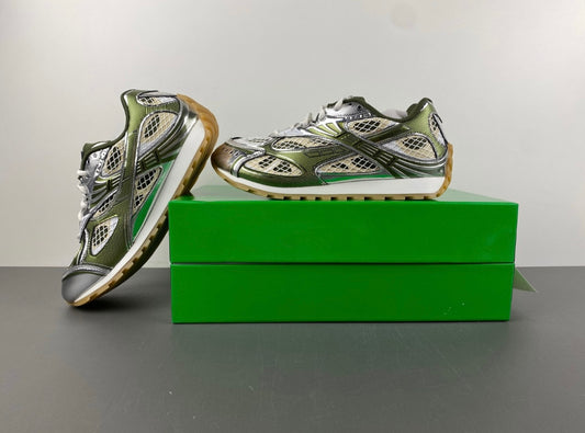 BTGA Dark Mud White/Silver