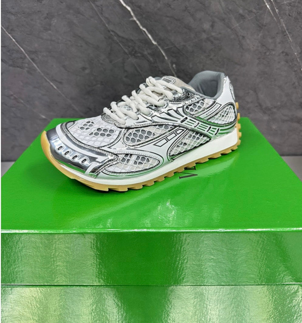 BTGA White/Silver