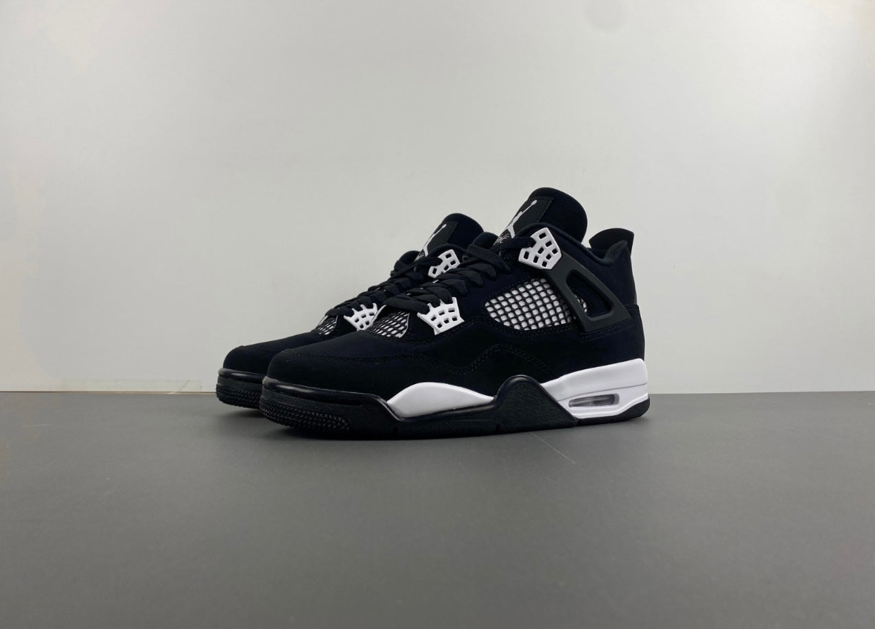 AJ 4 "White Thunder"