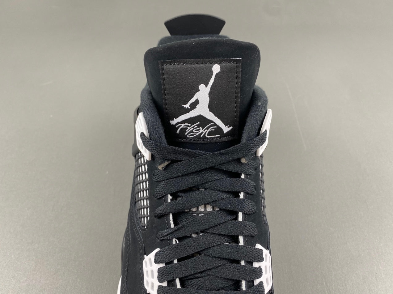 AJ 4 "White Thunder"