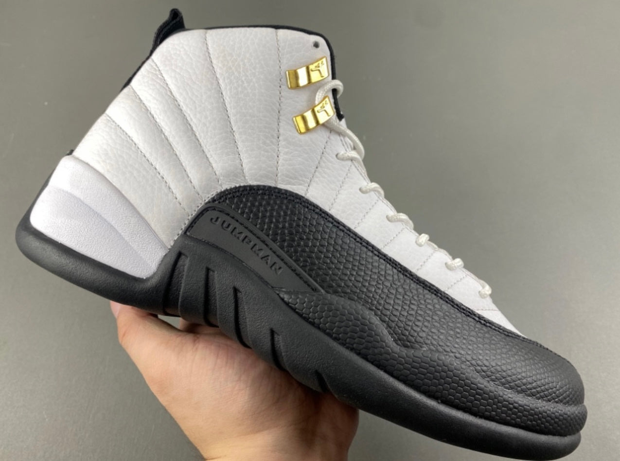AJ 12 "Taxi" 2025