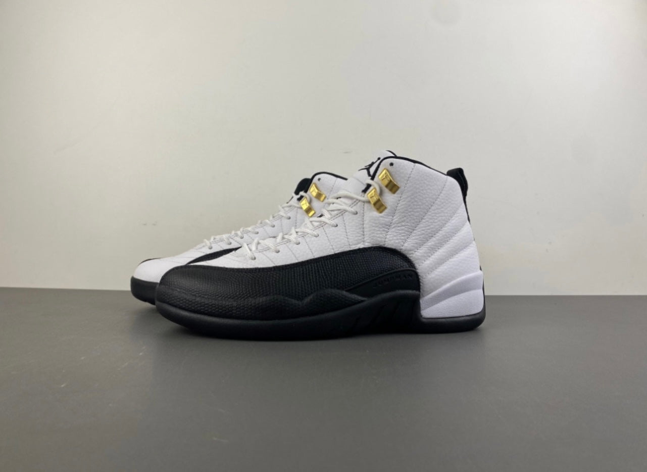 AJ 12 "Taxi" 2025