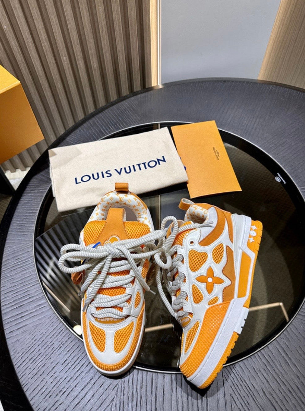 LOU V SKATE