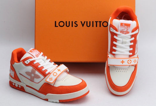 LOU V TRAINER