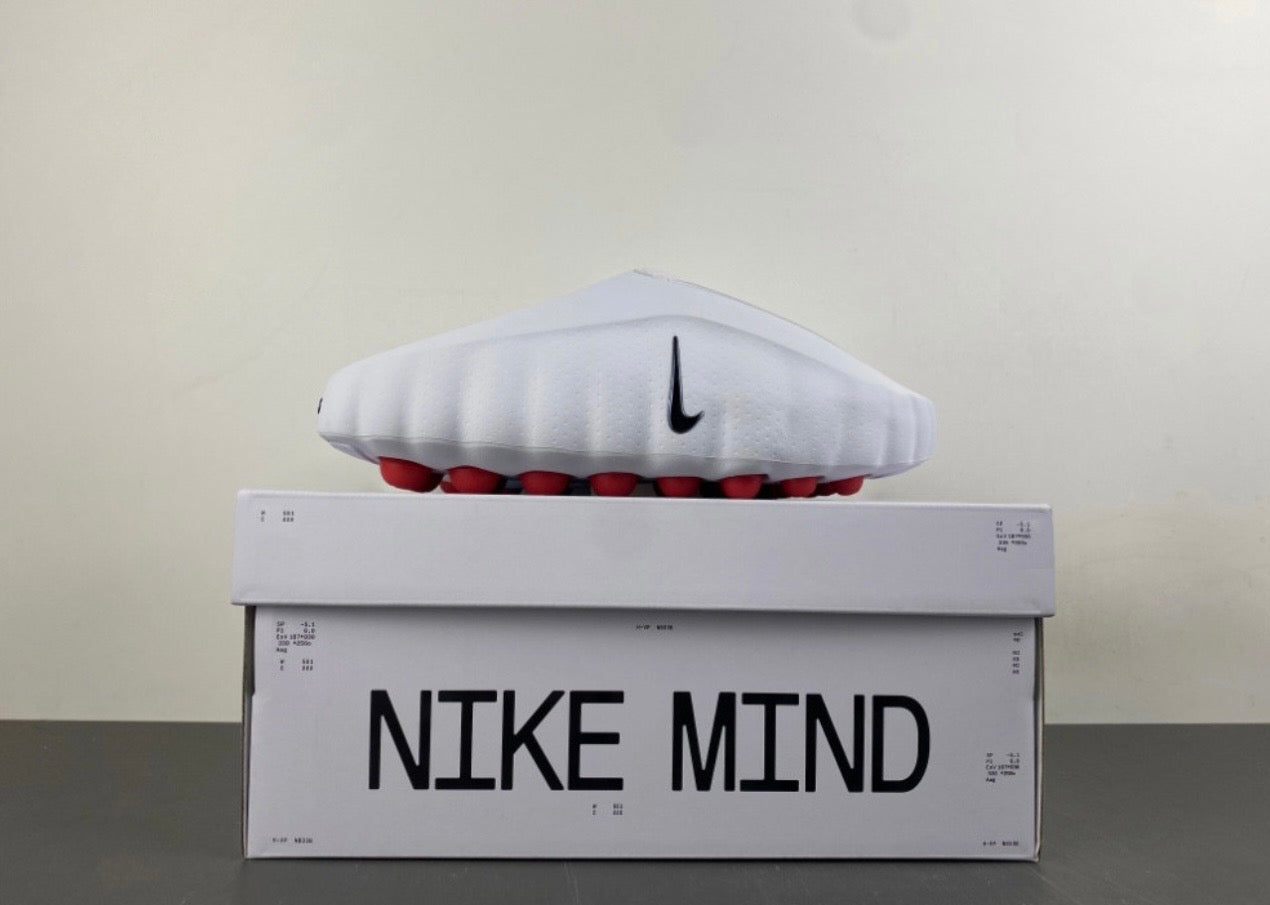 NKE MND "White Speed Red"