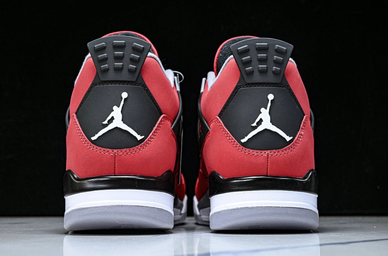 AJ 4 "Toro Bravo"