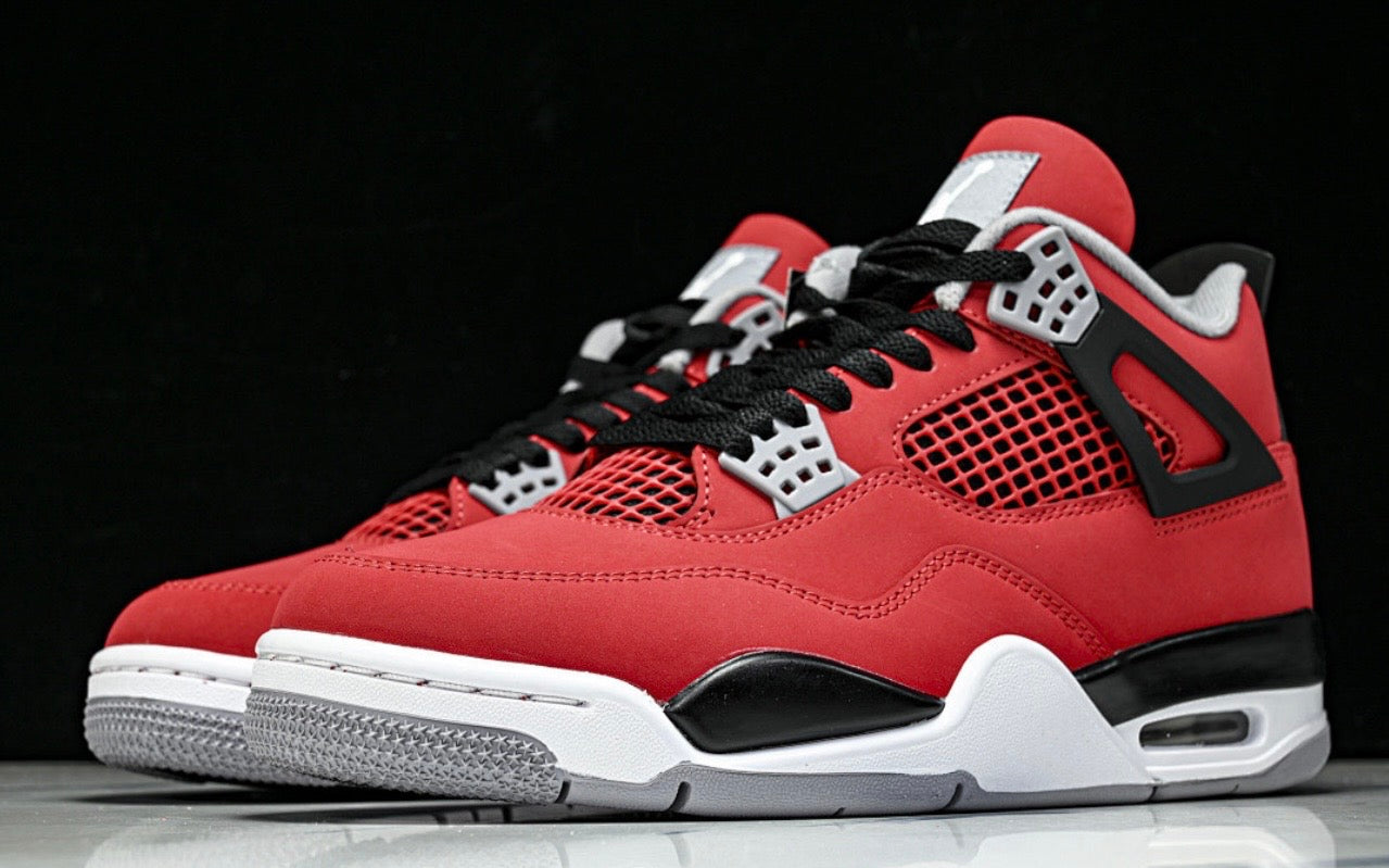 AJ 4 "Toro Bravo"