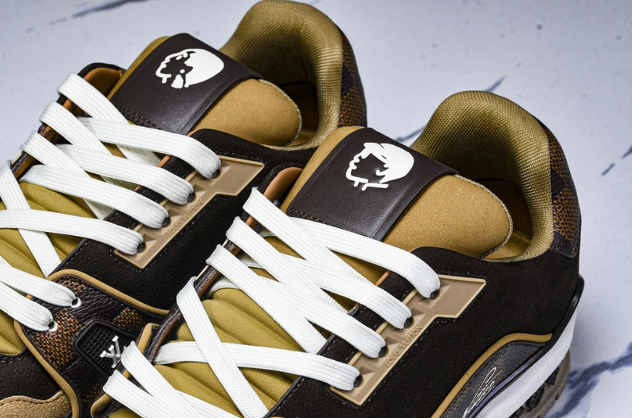 LOU V Trainer