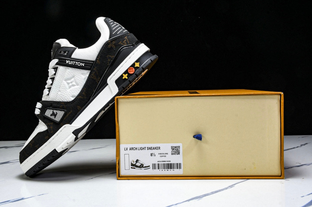LOU V Trainer