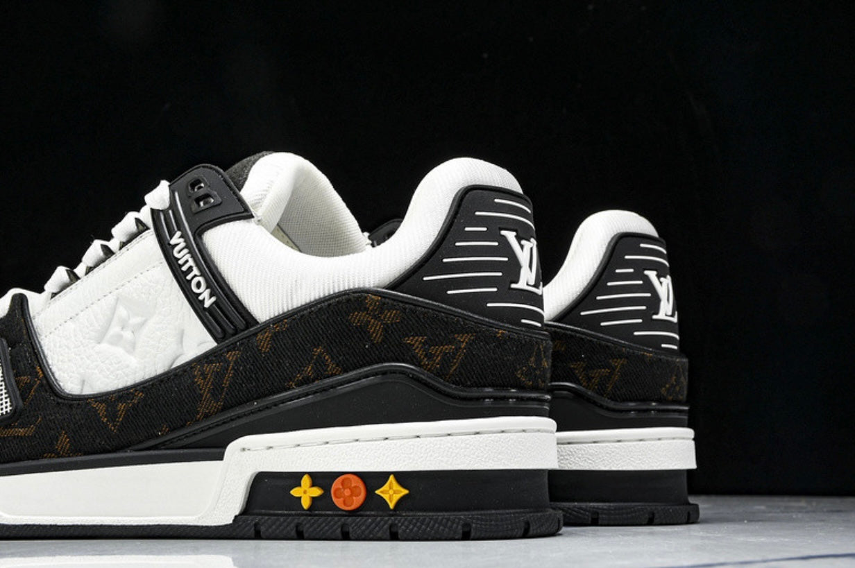 LOU V Trainer
