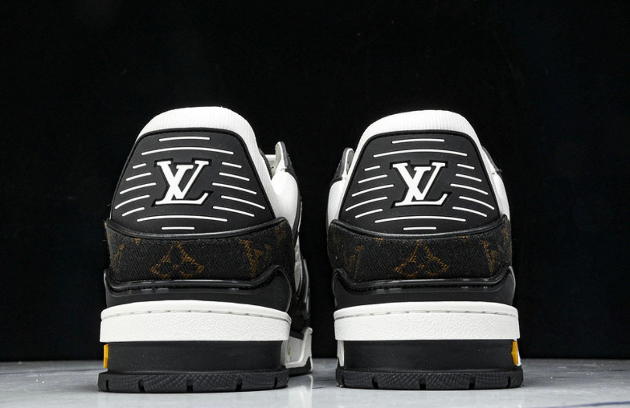 LOU V Trainer