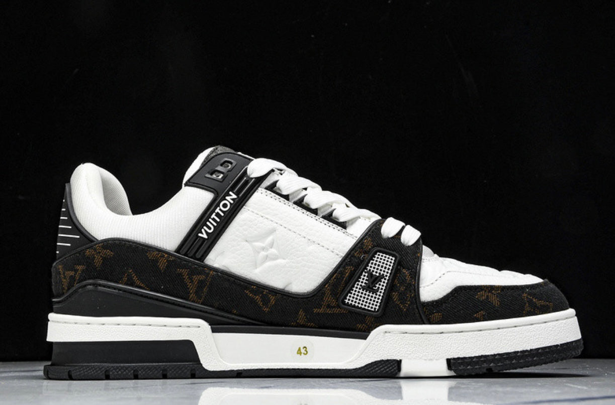 LOU V Trainer