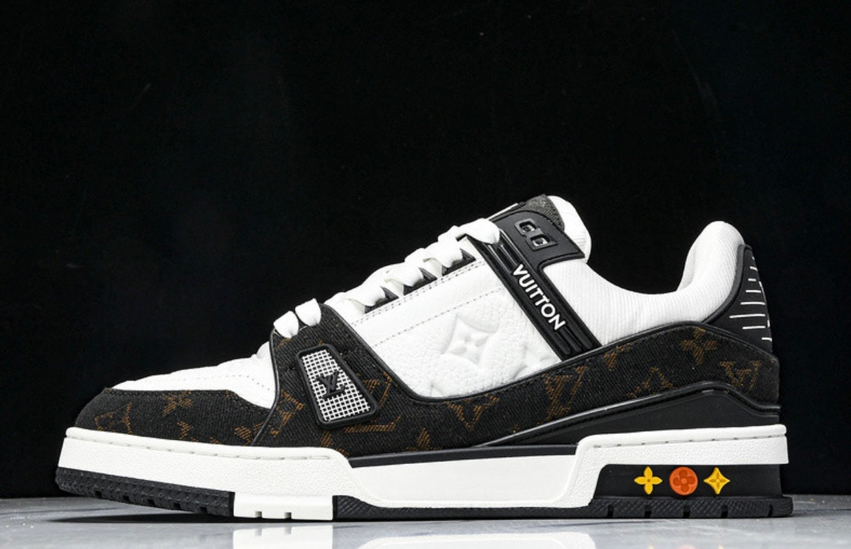 LOU V Trainer